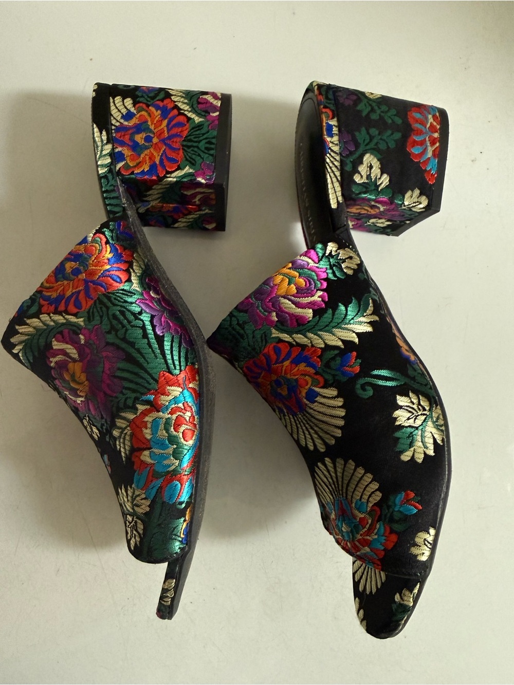 Christian Siriano Black Satin Multicolor Embroidered Mules - Picture 3 of 4